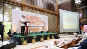 20251016_Wakil-Wali-Kota-Semarang-Iswar-Aminuddin-memberikan.jpg