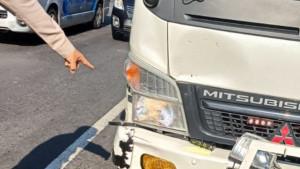 20251018_PENYOK-Bagian-kanan-depan-mobil-ambulans-penyok.jpg