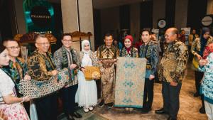 20251018_TUNJUKKAN-KARYA-Gubernur-Jawa-Tengah-Ahmad-Luthfi-dan-Bupati-Kendal.jpg