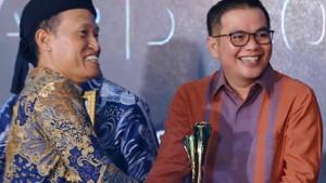 20251019-_-Kades-Dukuhseti-Dr-Ahmad-Rifai-Musthofa-Raih-Penghargaan.jpg