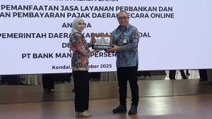 20251019_Bupati-Kendal-Dyah-Kartika-Permanasari-mou-Bank-Mandiri_2.jpg