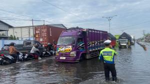 20251024_banjir-sayung.jpg