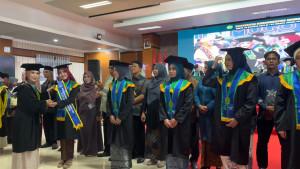 20251025_Diwisuda-Rektor-Universitas-Muhammadiyah-Gombong.jpg