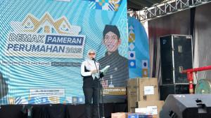20251025_PAMERAN-PERUMAHAN-Bupati-Demak-Eistianah.jpg