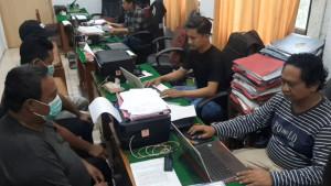 20251025_perusakan-warung-rica-rica.jpg