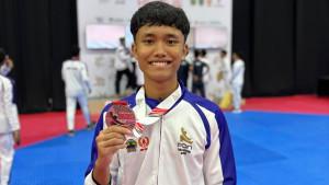 20251026_Verrell-Rayyan-mahasiswa-UMP-Kudus-raih-medali-di-PON-Bela-Diri-2025_1.jpg