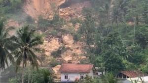 20251027_longsor-di-Desa-Darmakradenan.jpg