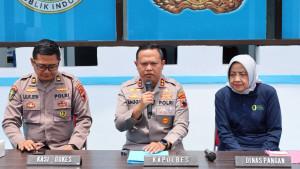 20251107_Polres-Sukoharjo-temukan-anggur-bersianida.jpg