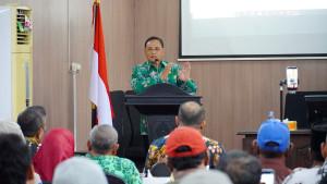 20251111_Bupati-Pati-Sudewo-saat-rapat-penanganan-puso_1.jpg