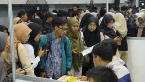 20251119Para-pencari-kerja-di-Job-Fair-Purbalingga_1.jpg