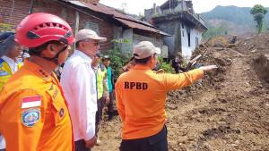 20251120_Menteri-PU-tinjau-Longsor-Banjarnegara.jpg