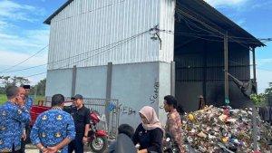 BANK-SAMPAH-Suasana-DLH-Jepara-bersama-jajaran-dan-Pem.jpg