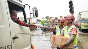 Brimob-Polda-Jateng-Posko-Banjir.jpg
