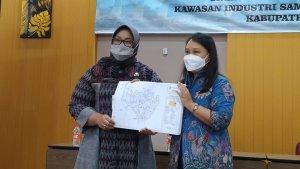 Bupati-Sragen-Kusdinar-Untung-Yuni-Sukowati-14122021.jpg