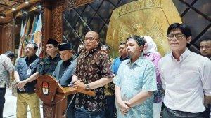 DKPP-sebagai-ketua-dan-anggota-KPU-RI-sebab-terbukti-melanggar-etik.jpg