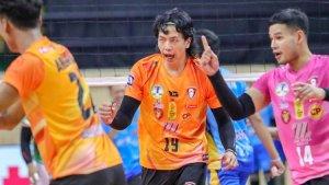 Farhan-Halim-Antar-Nakhon-Ratchasima-Juara-Liga-Voli-Thailand-2023-2024.jpg