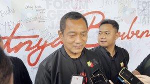 Hendrar-Prihadi-atau-yang-akrab-disapa-Hendi-saat-ditemui-awak-media.jpg