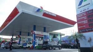 Ilustrasi-pelayanan-di-pengisian-BBM-Pertamina-Dok-Pertami.jpg