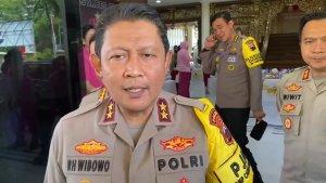 Kapolda-Jateng-Irjen-Pol-Ribut-HW.jpg