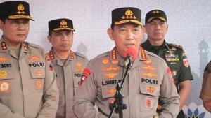 Kapolri-Jenderal-Pol-Listyo-Sigit-Prabowo-saat-kunjungan-ke-Posko-Terpadu-Pejagan-Brebes.jpg