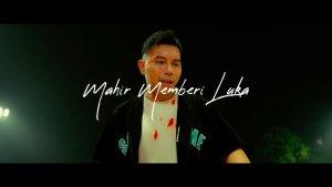 Lirik-Lagu-Mahir-Memberi-Luka-Fabio-Asher.jpg