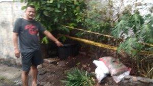 Lokasi-jasad-bayi-laki-laki-yang-ditemukan-warga-saat-sedang-bersih-bersih-taman.jpg