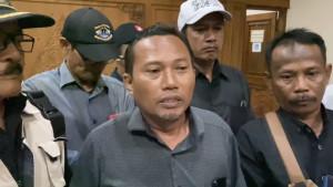 MINTA-DPRD-OBJEKTIF-Koordinator-Aliansi-Pati-Bangkit.jpg