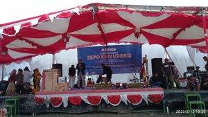 Mahasiswa-KKN-UPGRIS-Gelar-Pentas-Seni-Bazar-UMKM-dalam-Acara-Expo-Di-Kecamatan-Kangkung.jpg