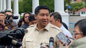 Maruarar-Sirait-di-Kompleks-Istana-Kepresidenan.jpg