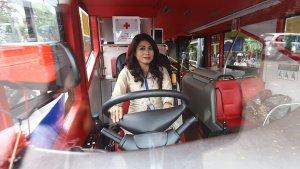 Mengapa-Kursi-Supir-Bus-Lebih-Rendah-Ketimbang-Penumpang.jpg