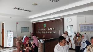 PERMOHONAN-AUDIENSI-Sejumlah-pemilik-ruko.jpg