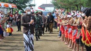 bupati-kendal-dico-m-ganinduto-bsc-menjadi-inspektur-upacara-pada-hari-sumpah-pemuda-tahun-2021.jpg