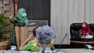 bupati-umi-azizah-23-mei-2021.jpg