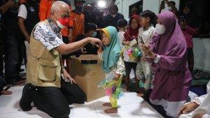gubernur-jawa-ta-musibah-banjir-rabu-163.jpg