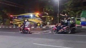 ilustrasi-geng-motor.jpg