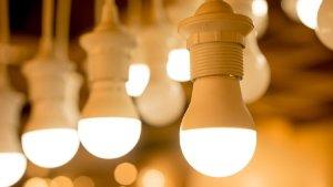 ilustrasi-lampu-rumah.jpg