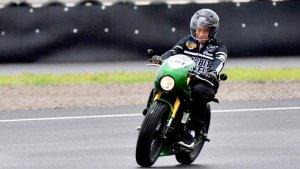 jokowi-naik-motor-balap.jpg
