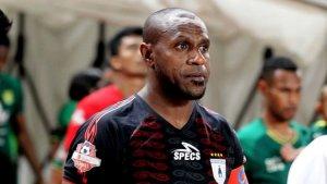 kapten-dan-pemain-senior-persipura-jayapura-boaz-solossa.jpg