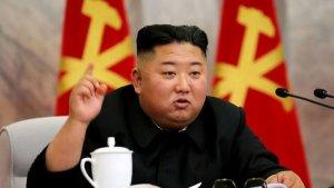 korea-utara-kcna-pada-24-mei-2020-menunjukkan-kim-jong-un-menghadiri.jpg