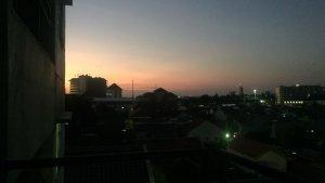 langit-di-semarang-dini-hari.jpg