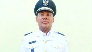mahdum-kepala-desa-ciririp-kecamatan-sukasari-kabupaten-purwakarta.jpg