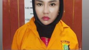 medina-zein-ditahan-ini-kronologi-dugaan-jual-tas-palsu-rp-14-miliar-ke-uci-flowdea.jpg