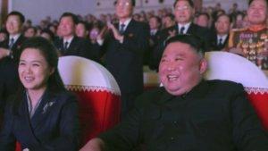 pemimpin-tertinggi-korea-utara-kim-jong-un-beserta-istrinya.jpg
