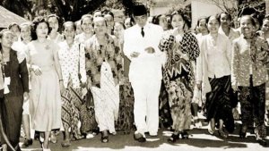 soekarno-sejarah-hari-ibu_20161222_192041.jpg