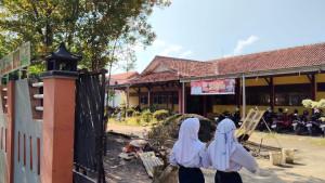 suasana-smpn-2-kersana-brebes.jpg