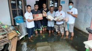 topan-fc-bantu-korban-banjir.jpg