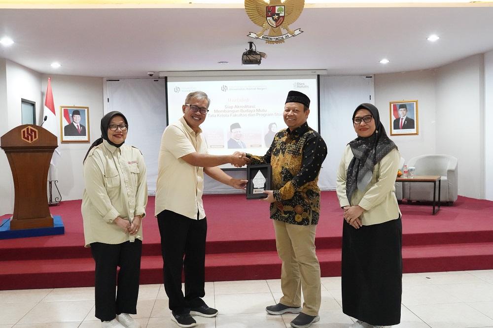Mantapkan Tata Kelola dan Mutu, Fakultas Sosial Humaniora Harkat Negeri Gelar Workshop Akreditasi - Tribunjateng.com