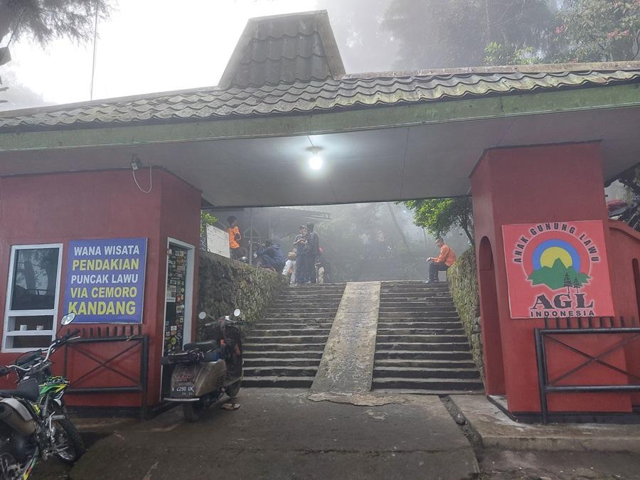 20250625-_-Jalur-Pendakian-Gunung-Lawu-Via-Cemoro-Kandang-Karanganyar.jpg