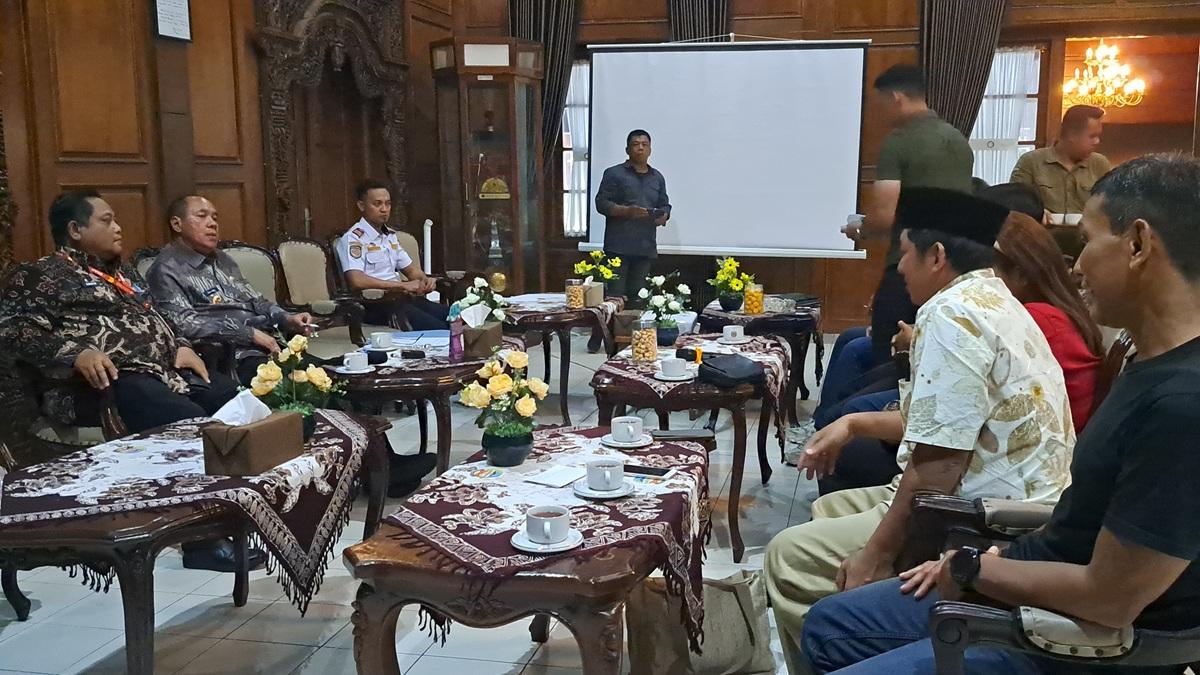 Alun-alun Purwokerto Jadi Proyek Percontohan Digitalisasi Parkir, Jukir Liar Siap Ditindak Tipiring