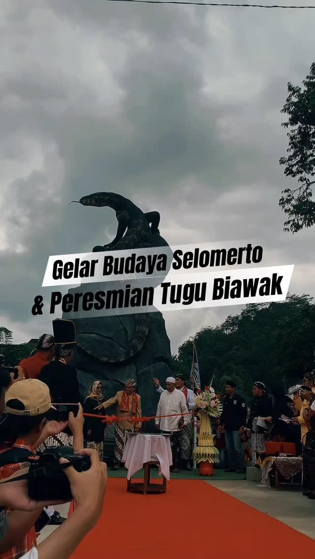 Gelar Budaya Kirab  dan Peresmian Tugu Biawak di Krasak Selomerto